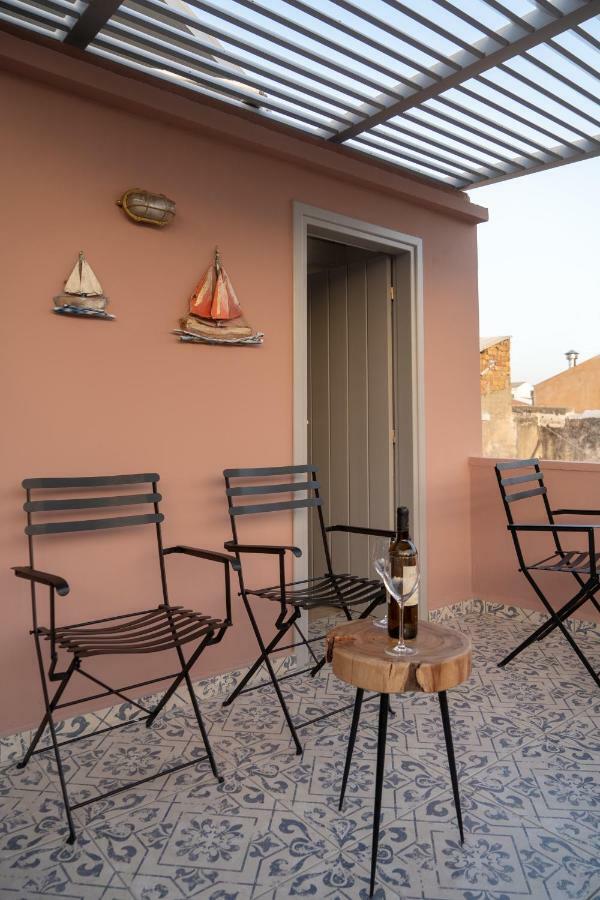 Nine Hotel Chania  ภายนอก รูปภาพ